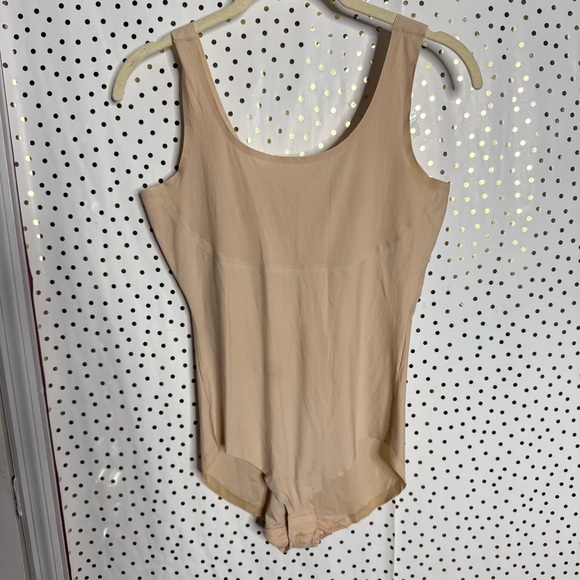 SPANX Tan Bodysuit One Piece - Picture 1 of 7